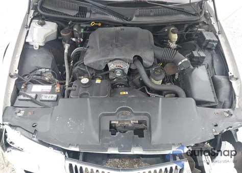 2002 Lincoln Town Car Executive z USA, uszkodzony, nr VIN 1LNHM81W32Y603789